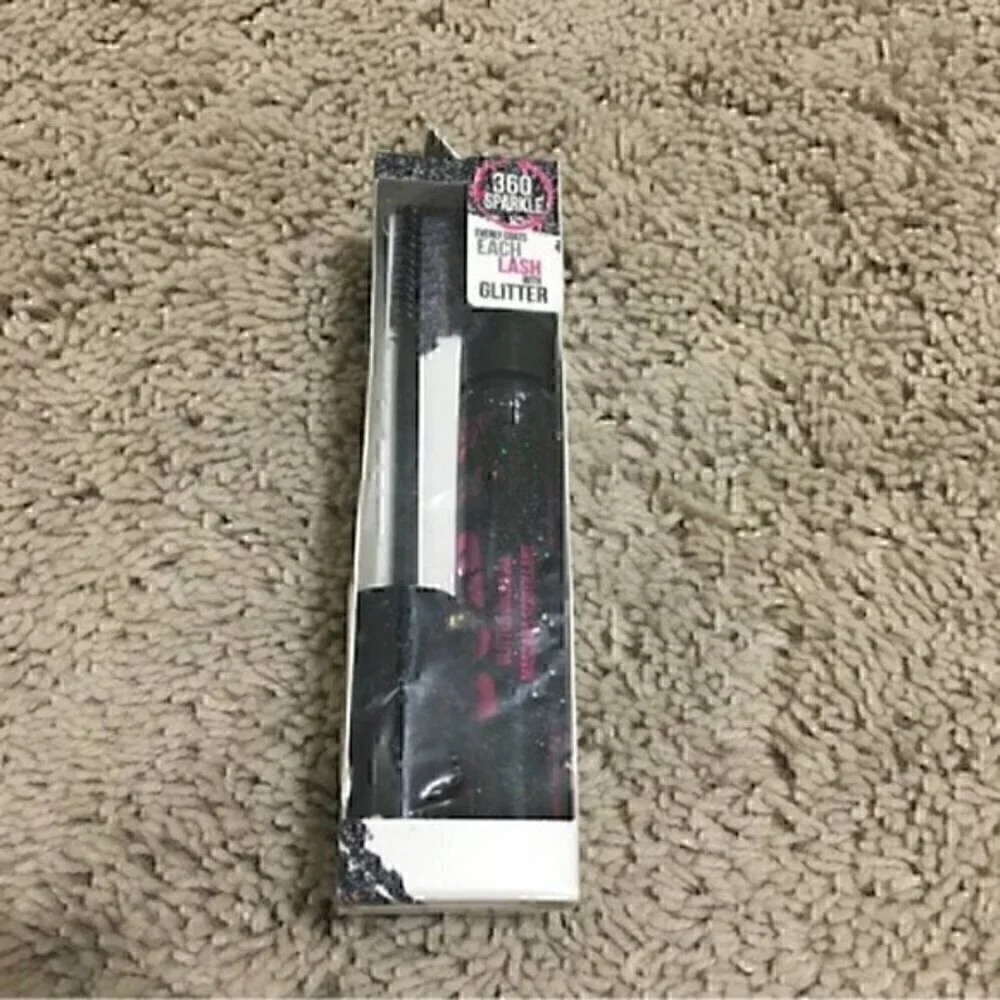 Hard Candy be bold glitter mascara 360* sparkle